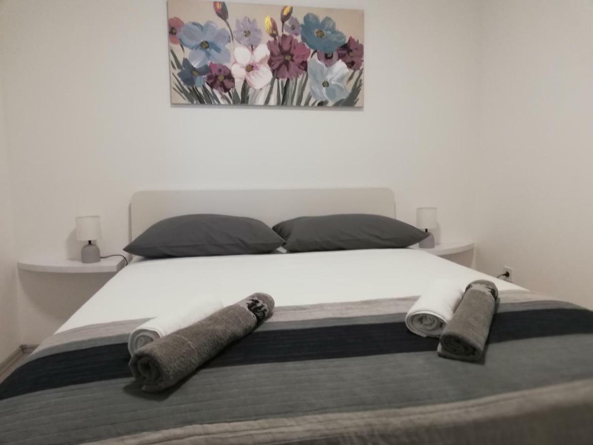 Modern Apartment Near Split & Trogir Kaštela Exteriör bild